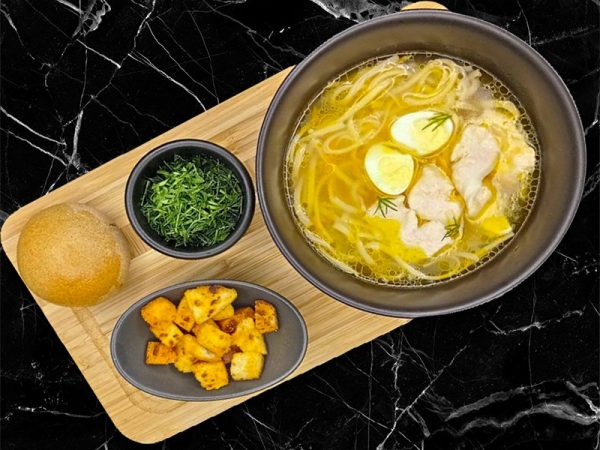Итальянская лапша с филе молодого цыпленка