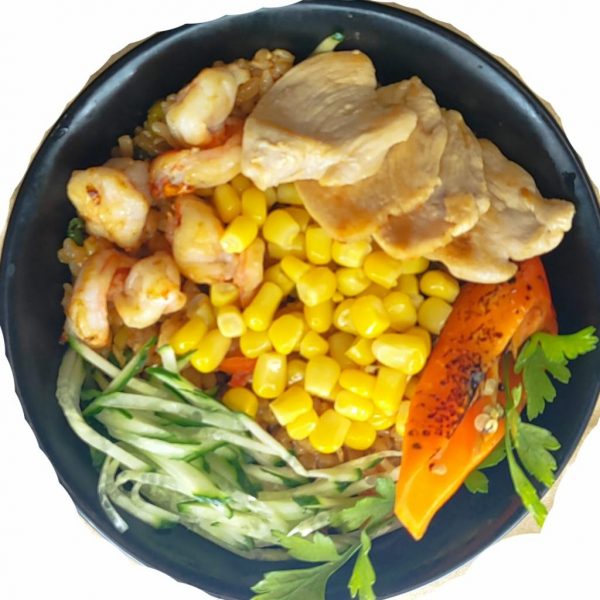 Острый рис с креветкой и курицей