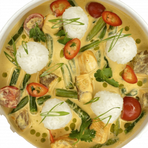 Ломтики семги с рисом и соусом карри